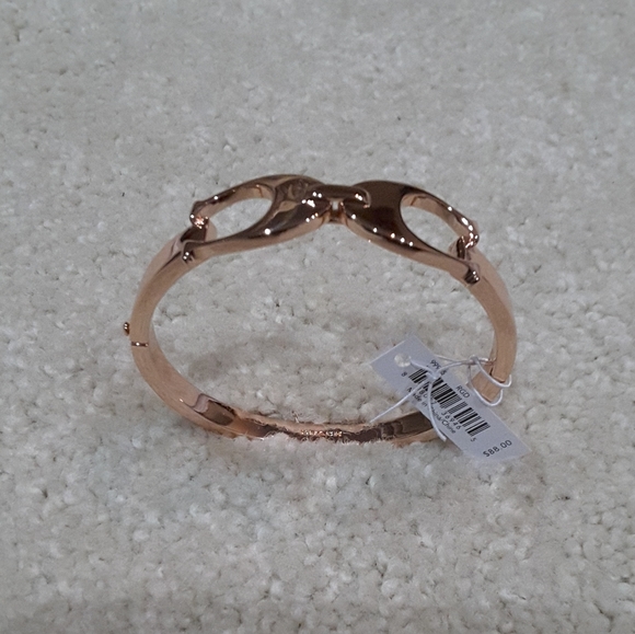 Coach Bangle Bracelet Double Linked Signature C Rose Gold Plated Push Latch NWT - Picture 2 of 7